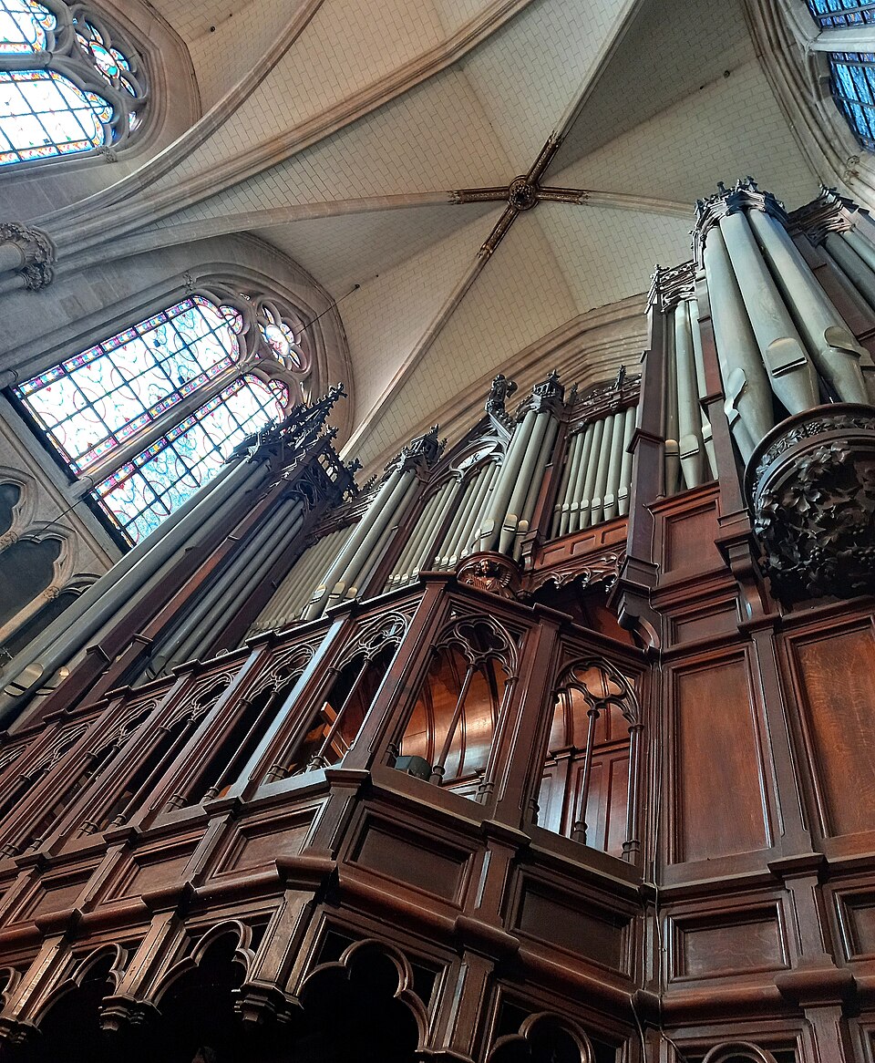 The Cavaillé-Coll grand organ of Sainte-Clotilde